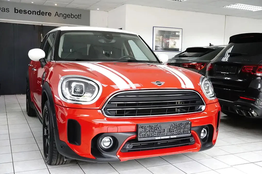 MINI Cooper Countryman - Thumbnail 2