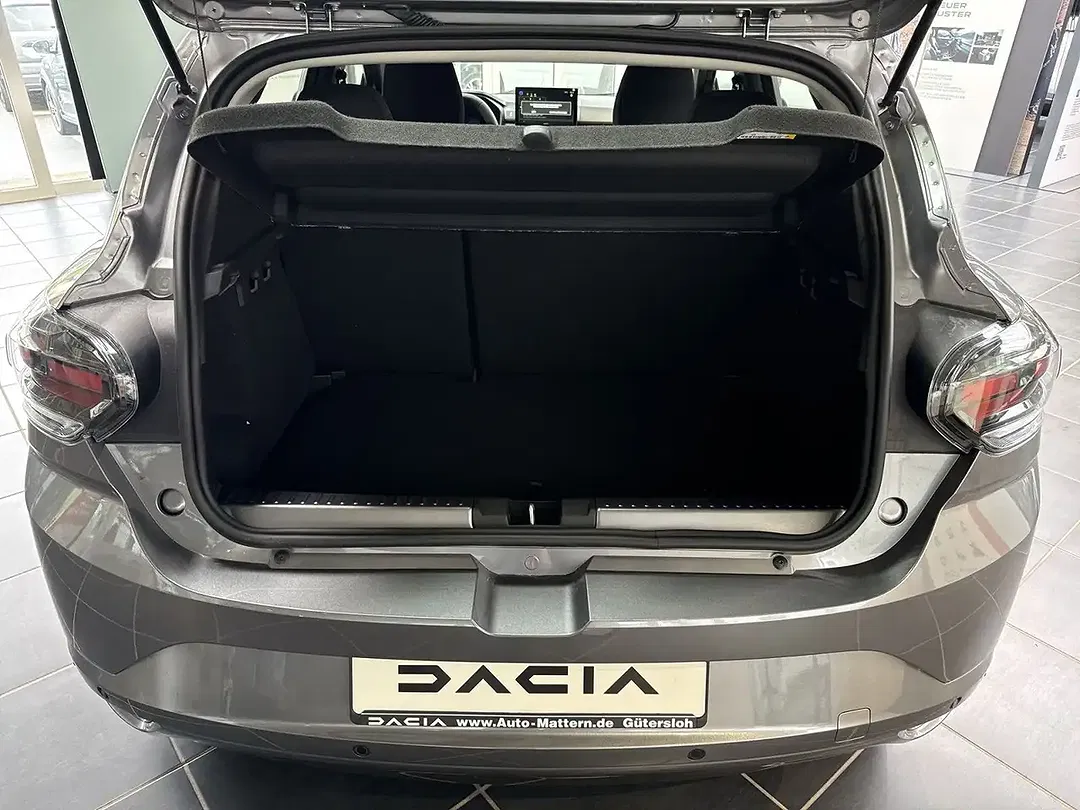 Dacia Sandero - Thumbnail 10