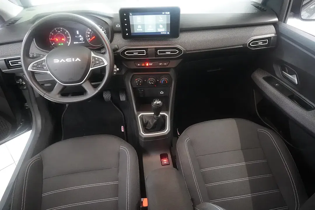 Dacia Sandero - Thumbnail 10