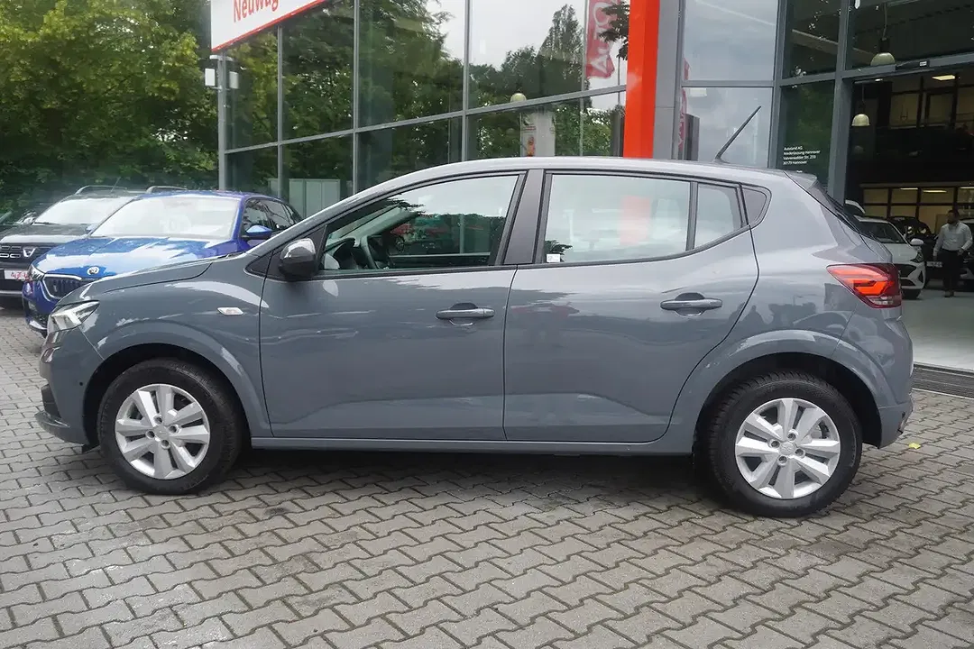Dacia Sandero - Thumbnail 7
