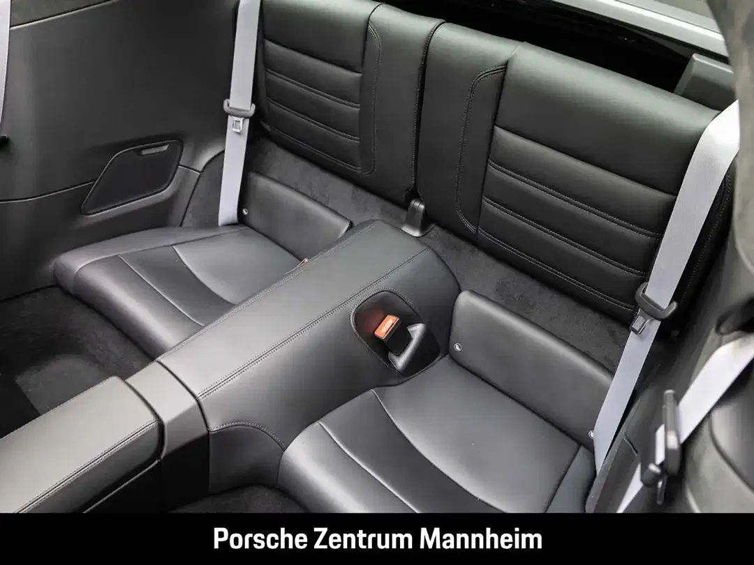 Porsche 992 - Thumbnail 15