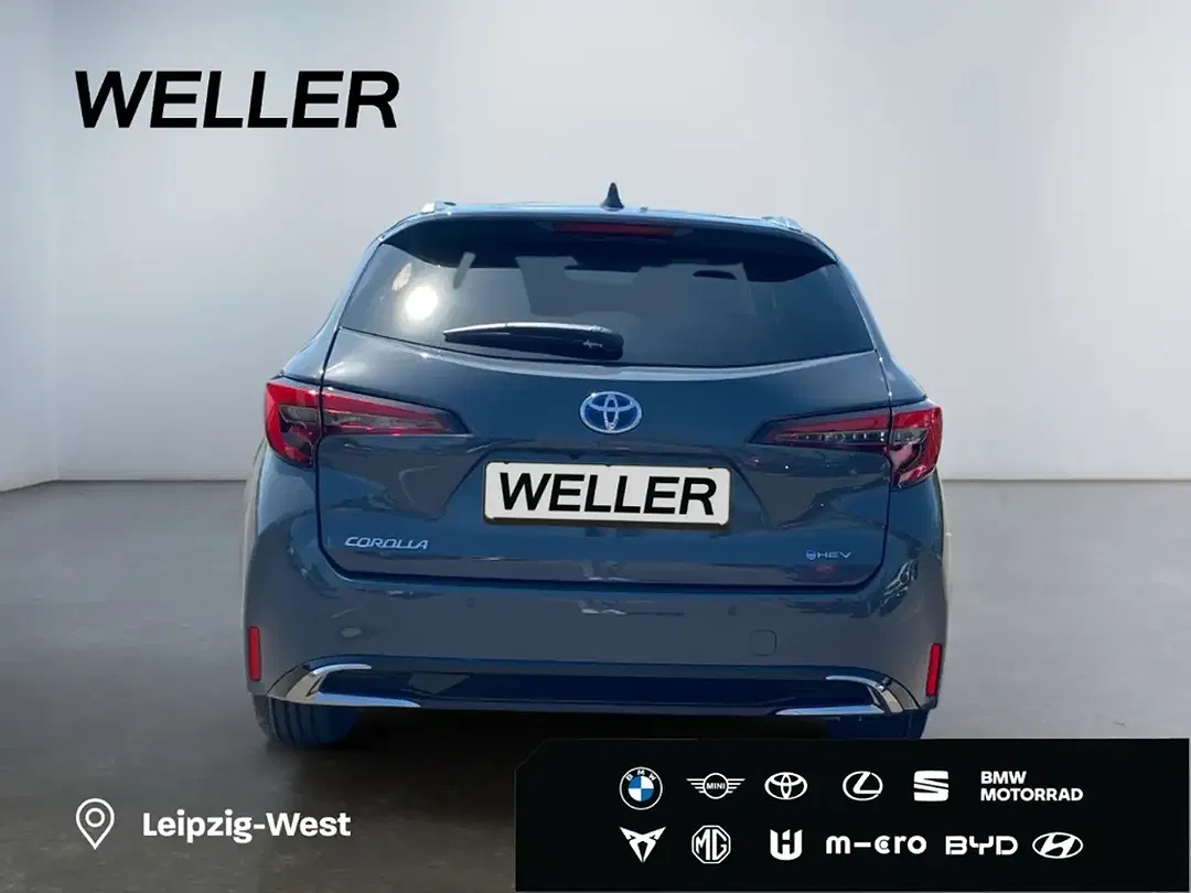 Toyota Corolla - Thumbnail 5