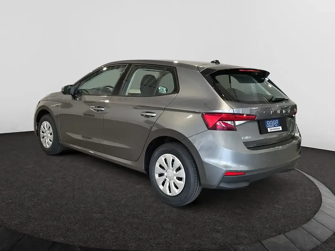 Skoda Fabia - Thumbnail 3