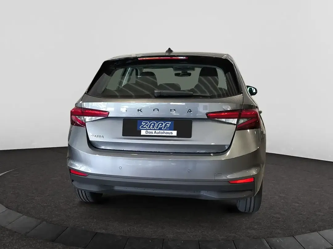 Skoda Fabia - Thumbnail 4