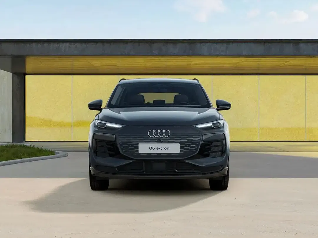 Audi Q6 e-tron - Thumbnail 2