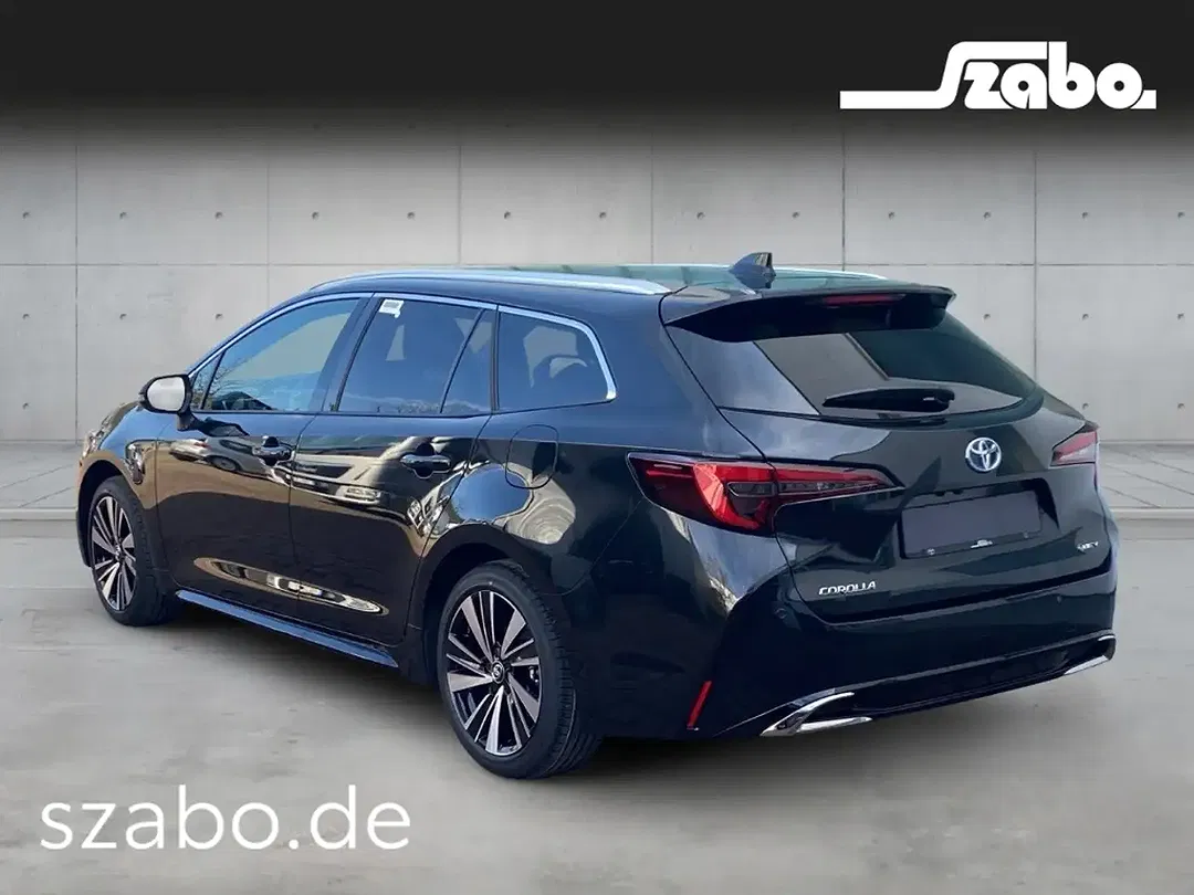 Toyota Corolla - Thumbnail 2