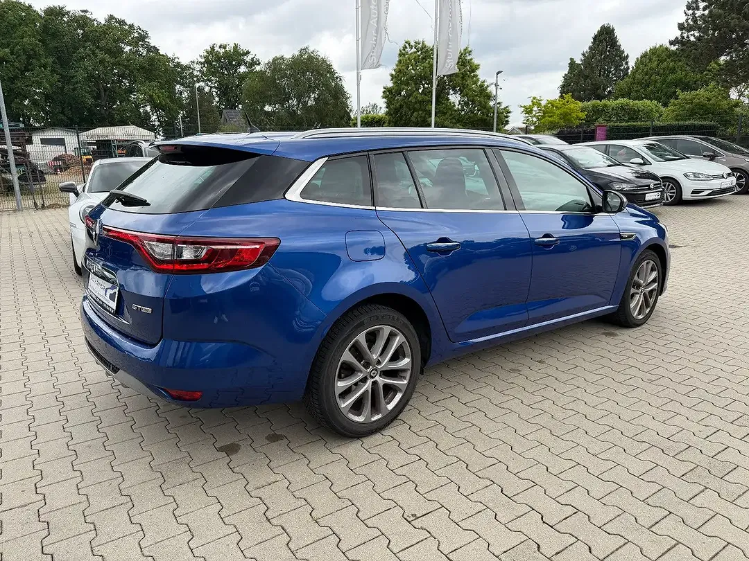 Renault Megane - Thumbnail 6
