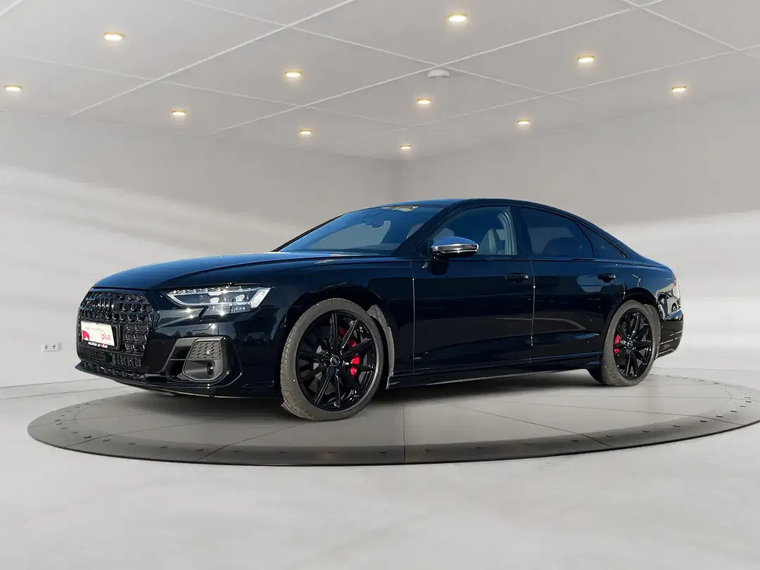 Audi S8 - Thumbnail 2