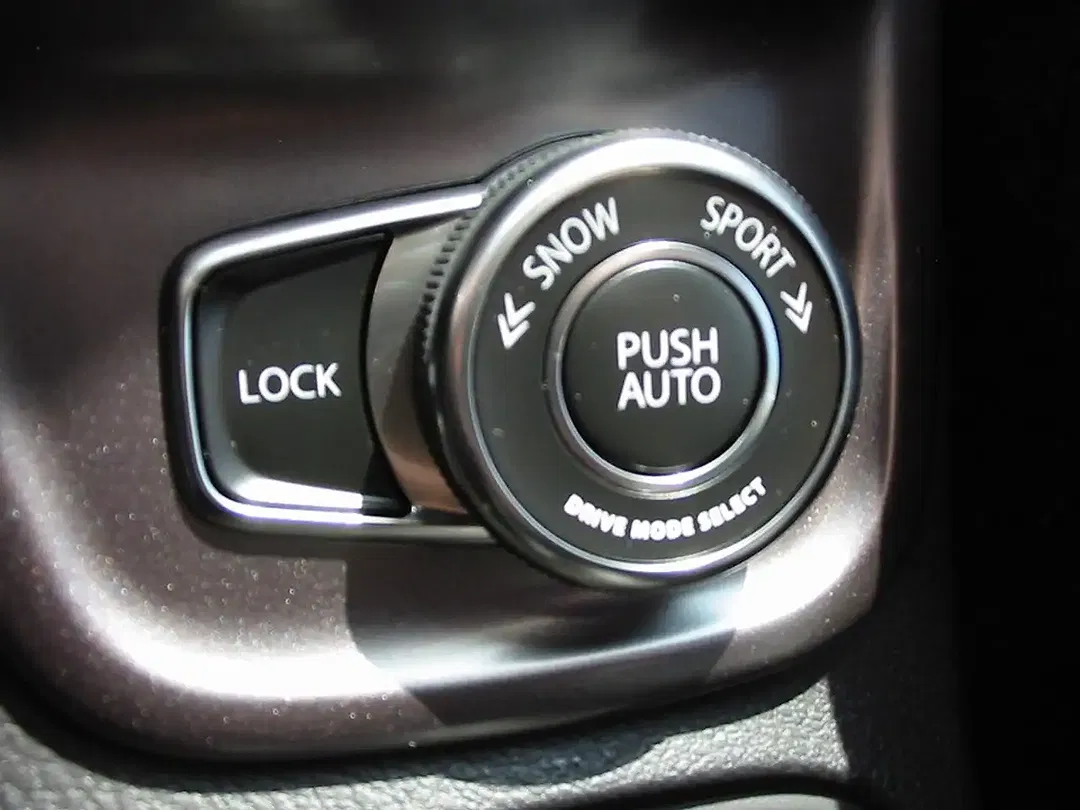 Suzuki Vitara - Thumbnail 9