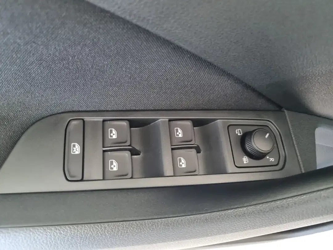 Skoda Scala - Thumbnail 13
