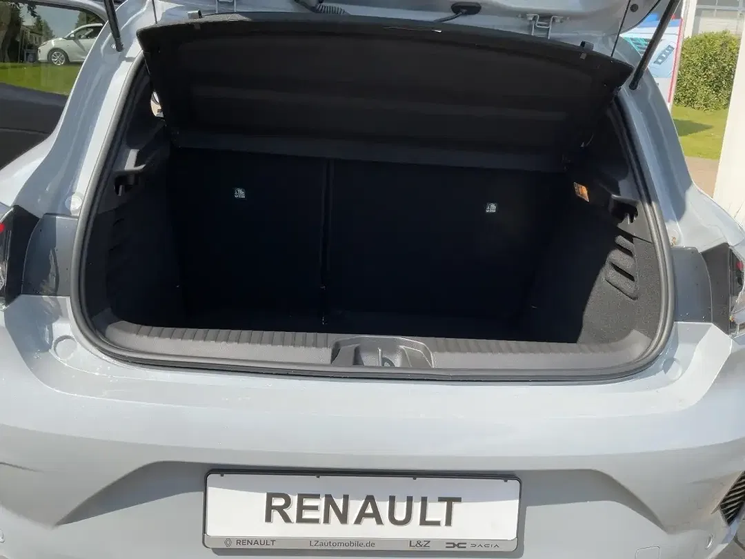 Renault Clio - Thumbnail 13