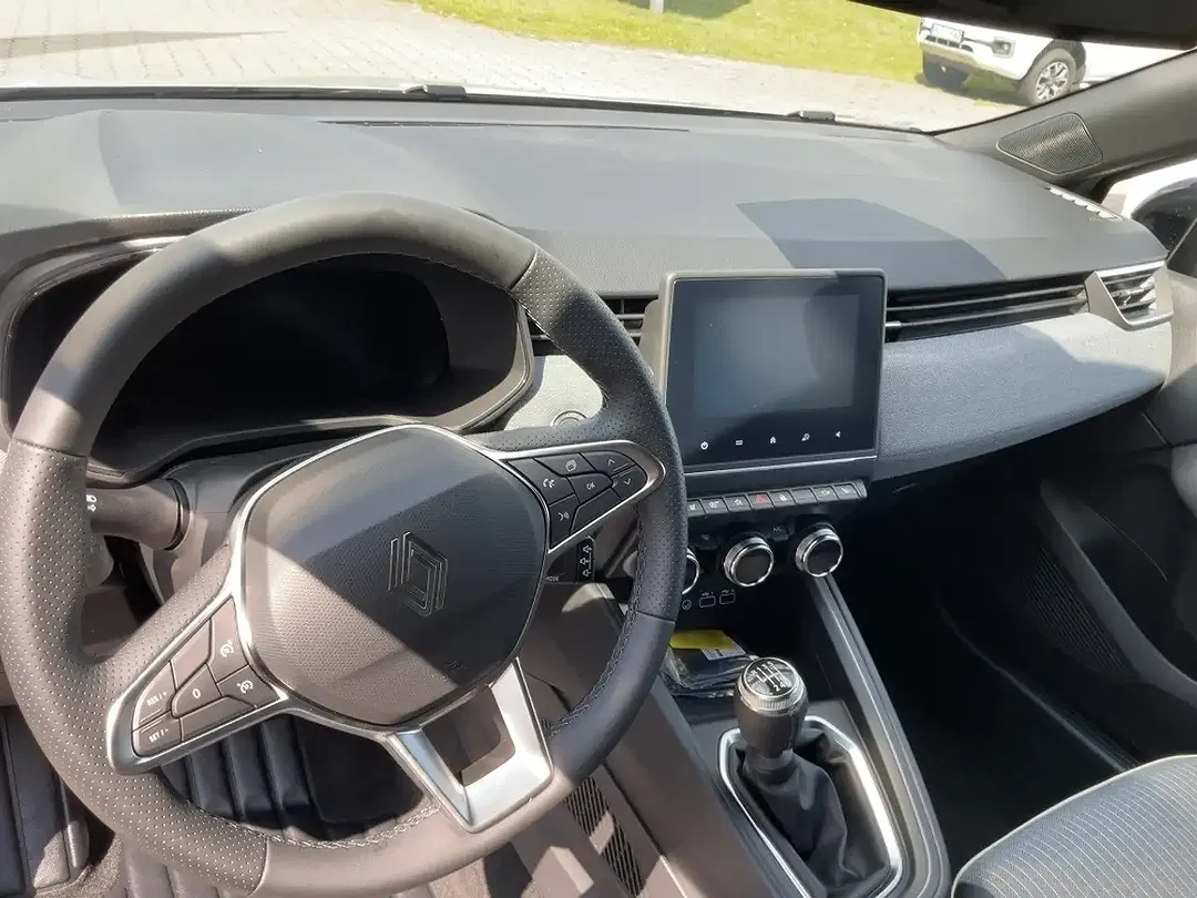 Renault Clio - Thumbnail 8