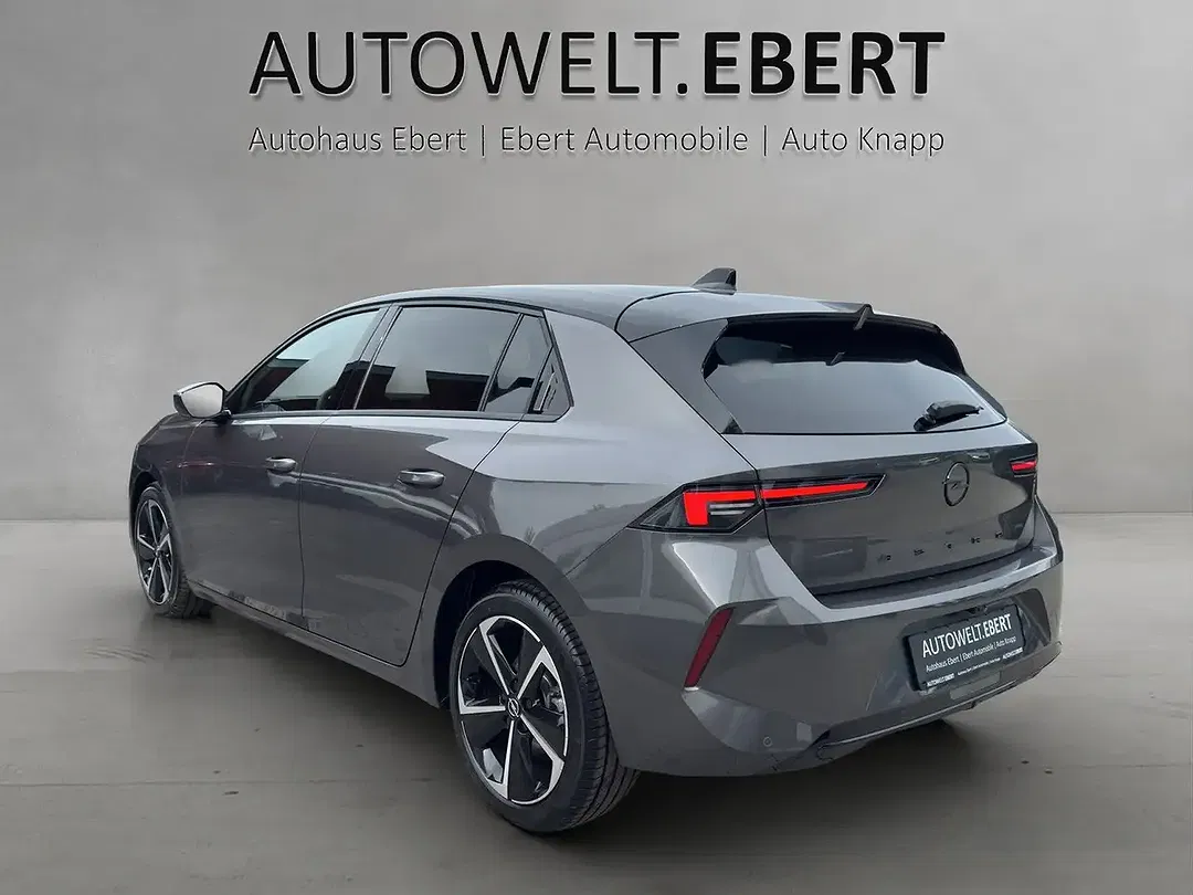 Opel Astra - Thumbnail 3
