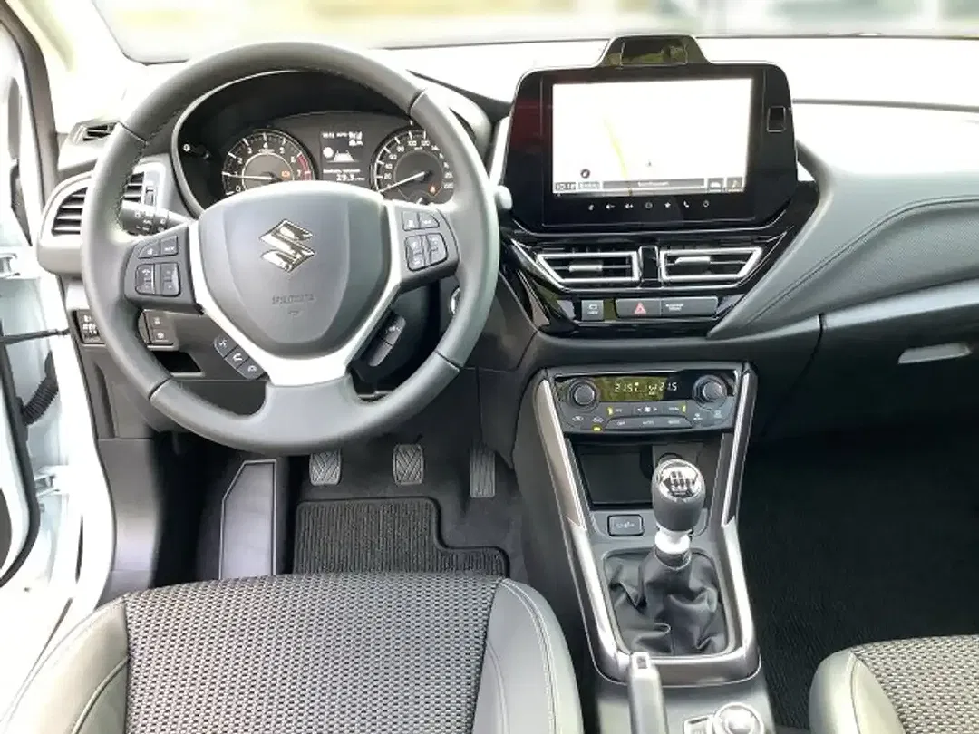 Suzuki SX4 S-Cross - Thumbnail 11