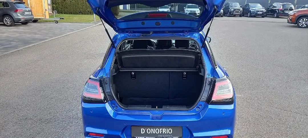 Suzuki Swift - Thumbnail 10