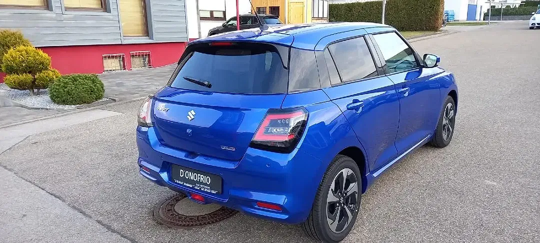 Suzuki Swift - Thumbnail 5