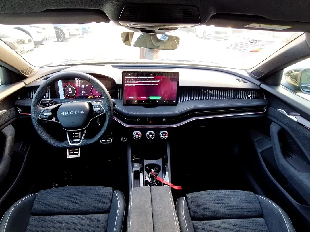 Skoda Superb - Thumbnail 10