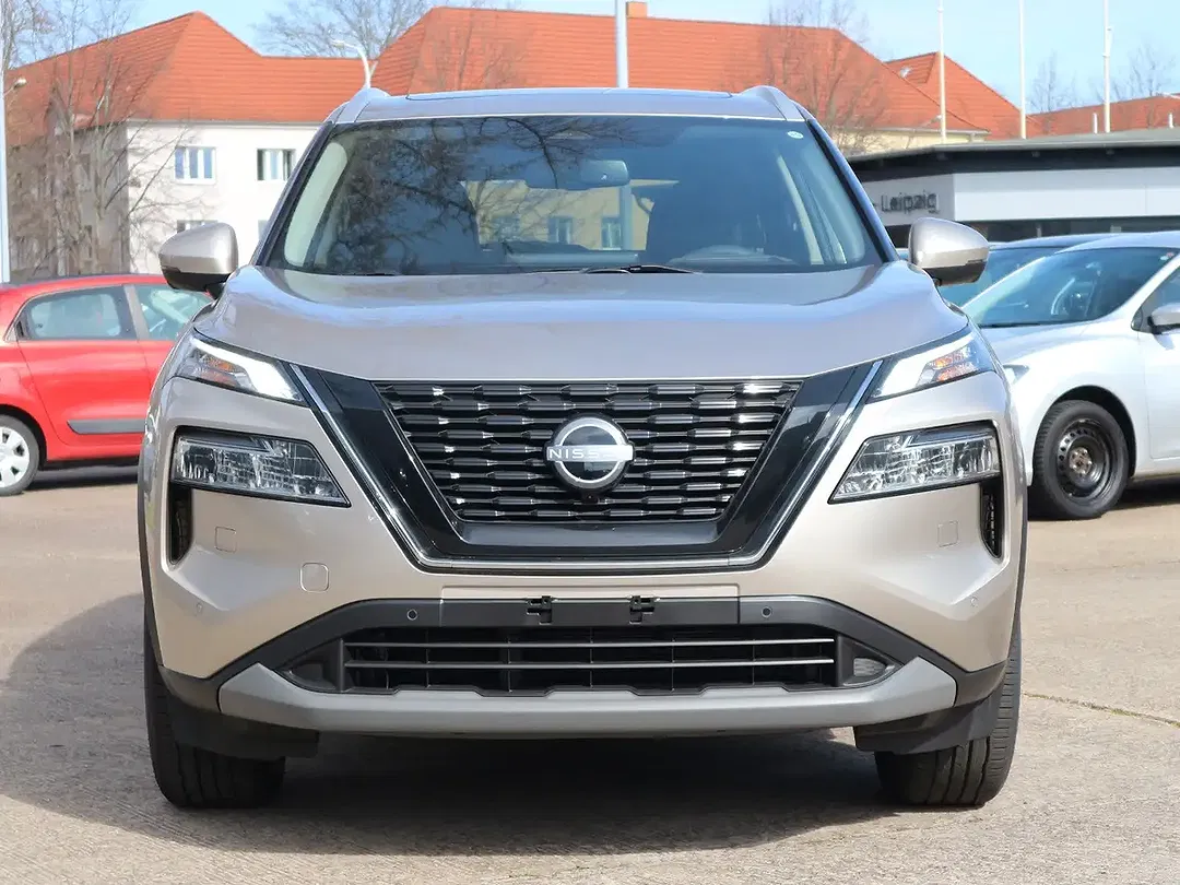 Nissan X-Trail - Thumbnail 3