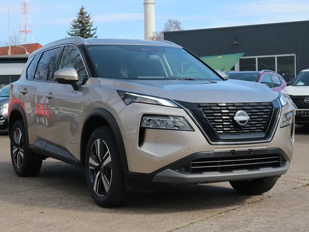 Nissan X-Trail - Thumbnail 4