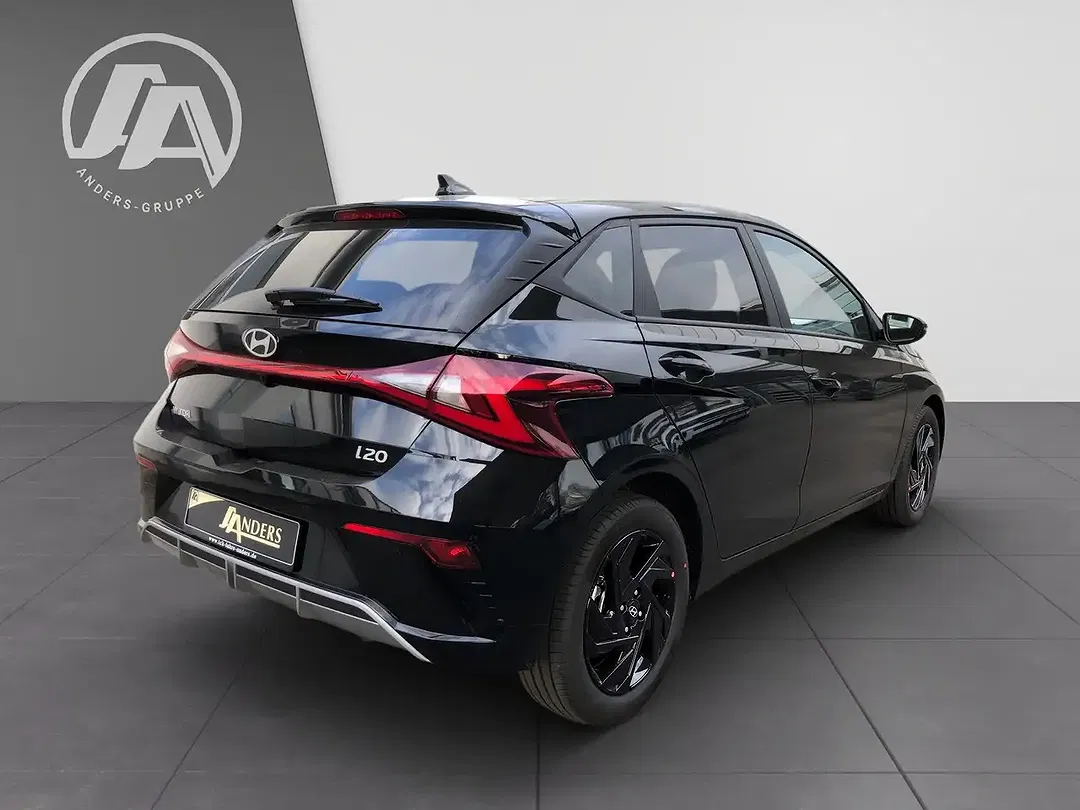 Hyundai i20 - Thumbnail 3