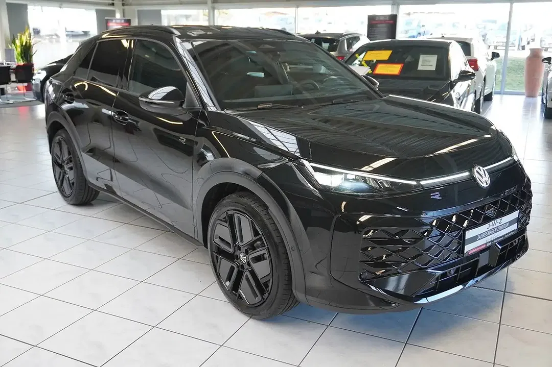 Volkswagen T-Roc - Thumbnail 3