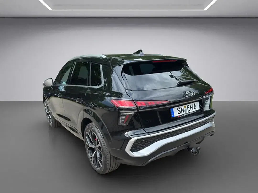 Audi Q3 - Thumbnail 4