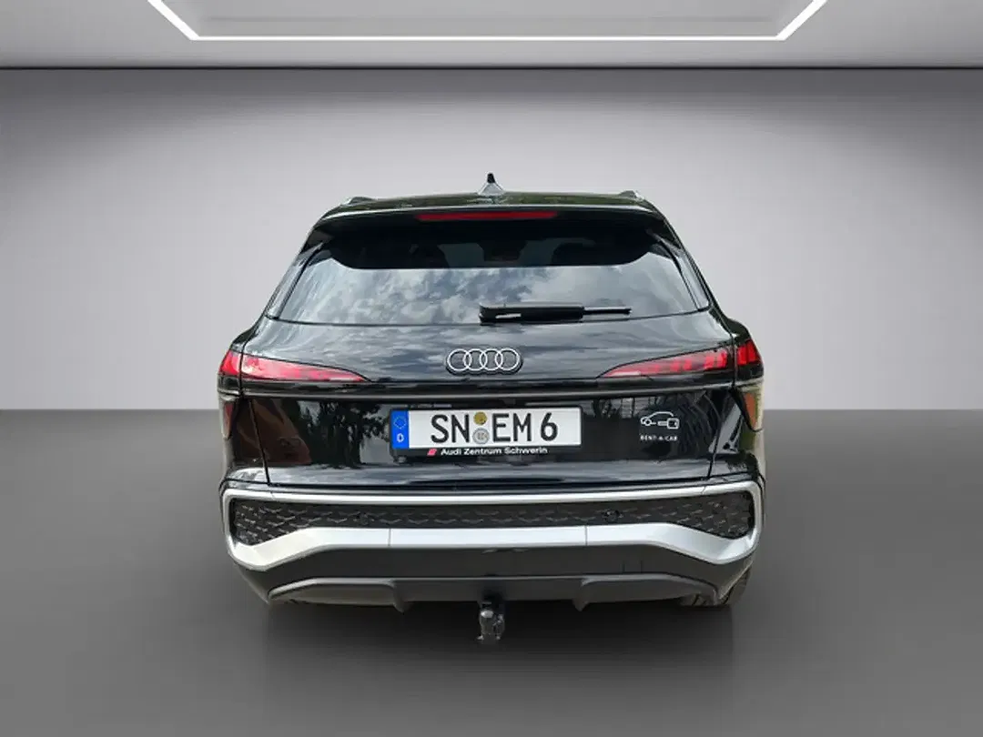Audi Q3 - Thumbnail 5