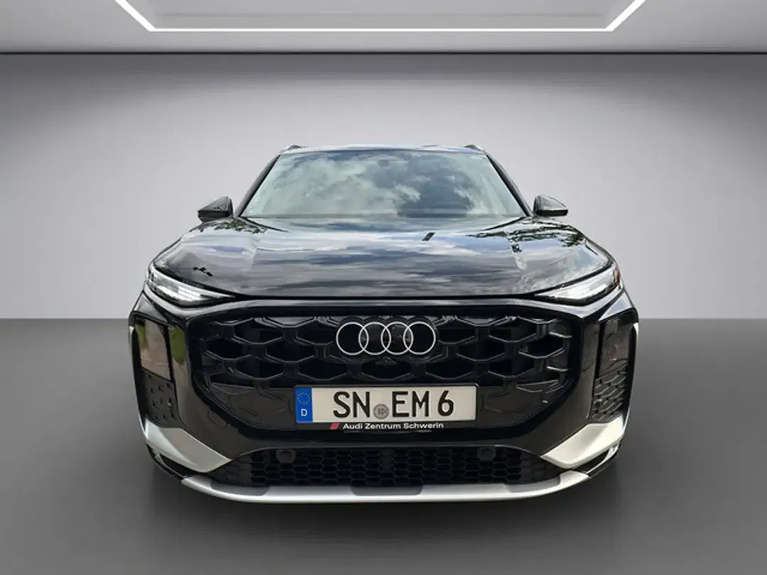 Audi Q3 - Thumbnail 9