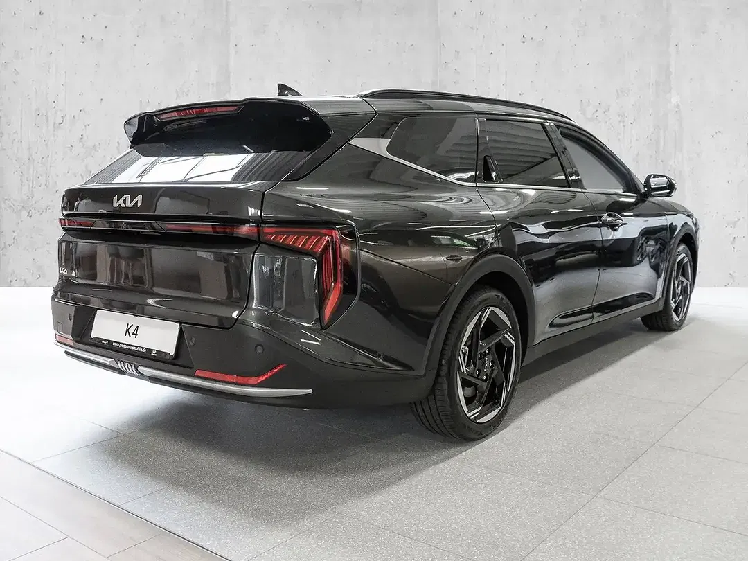 Kia K4 - Thumbnail 2