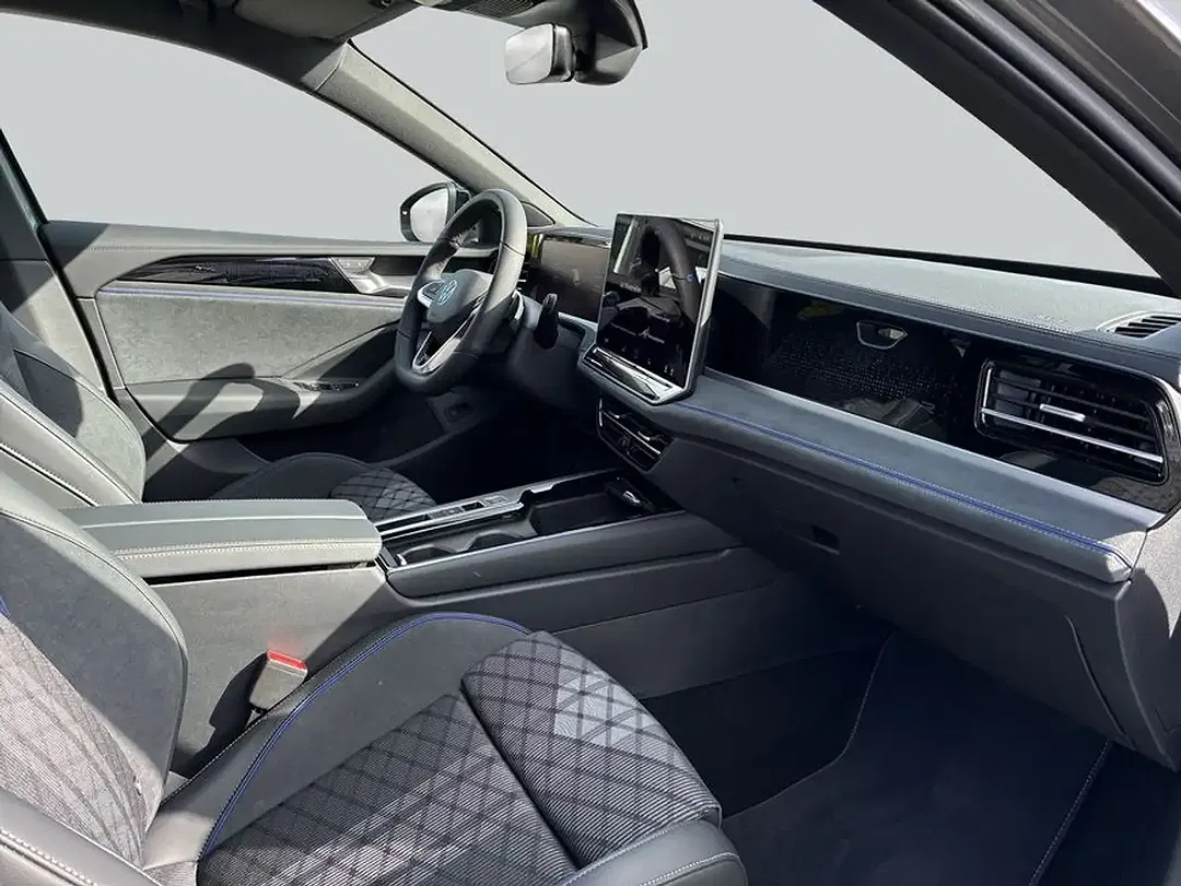 Volkswagen Passat Variant - Thumbnail 12