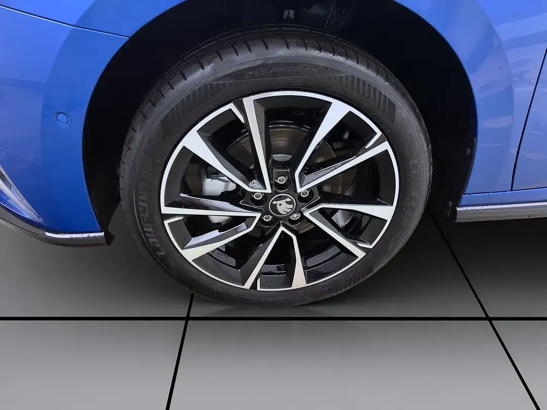 Skoda Fabia - Thumbnail 9