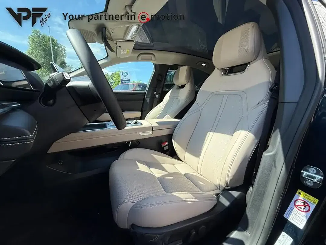 Mazda 6e - Thumbnail 3