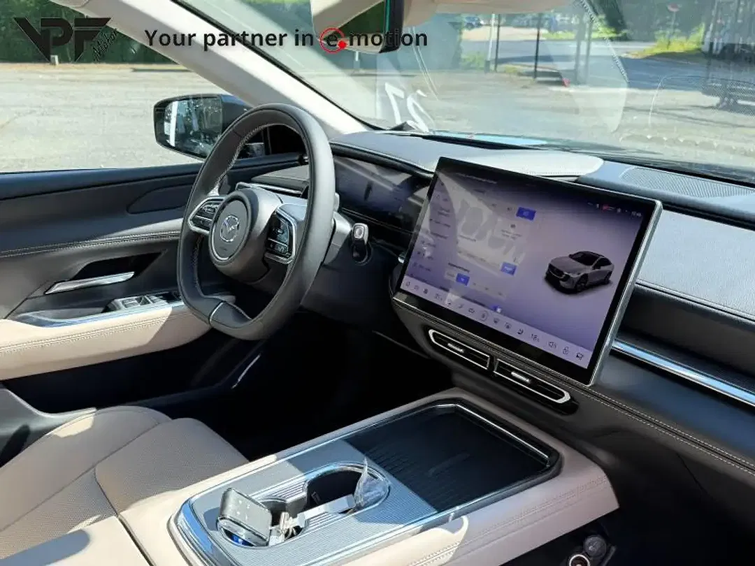 Mazda 6e - Thumbnail 7