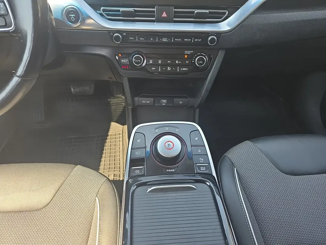 Kia Niro - Thumbnail 12