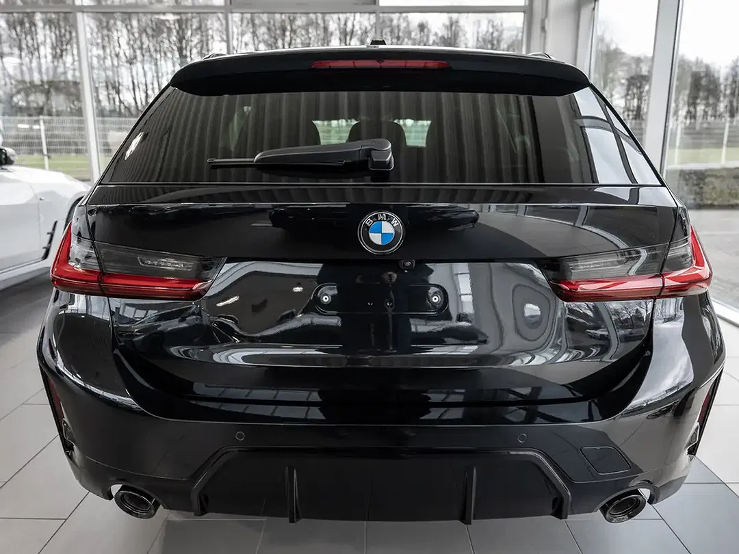 BMW 320 - Thumbnail 5