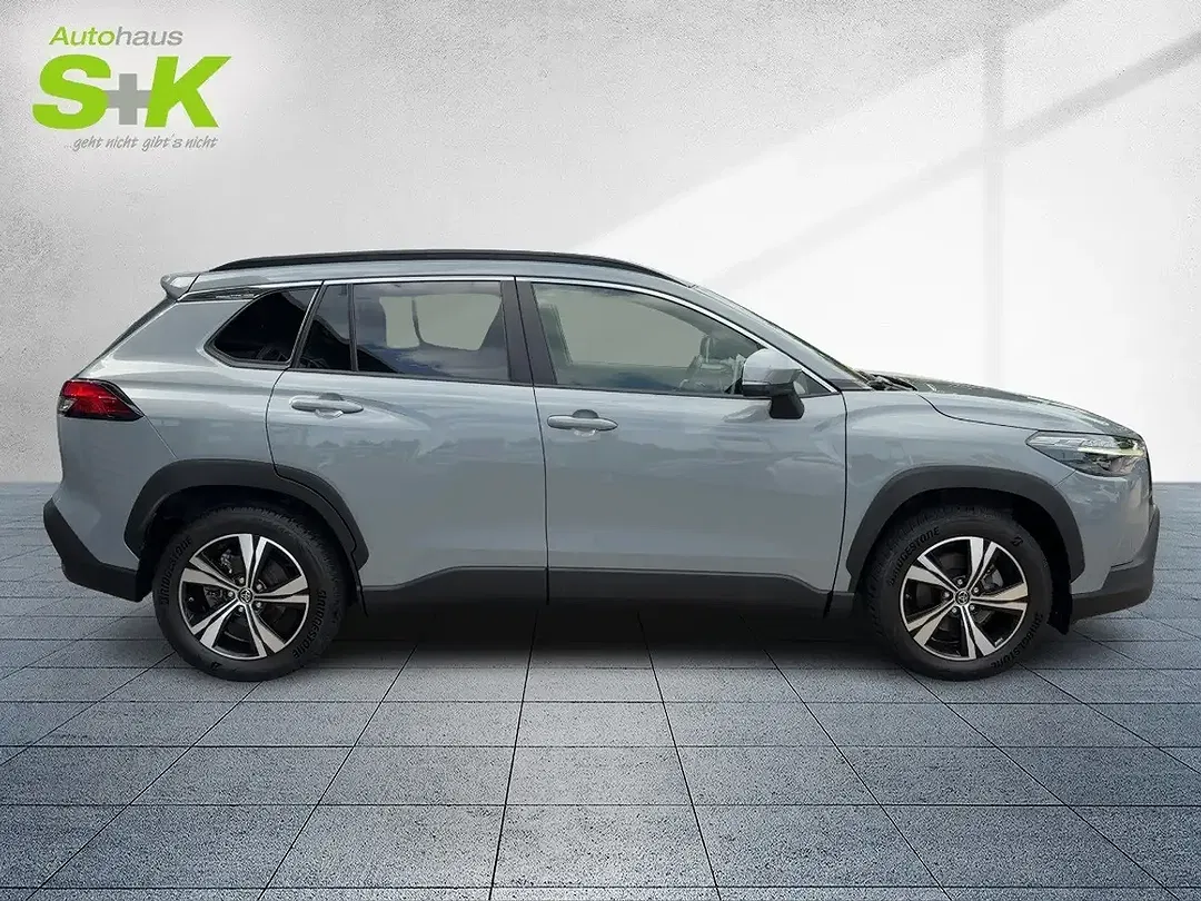 Toyota Corolla Cross - Thumbnail 5