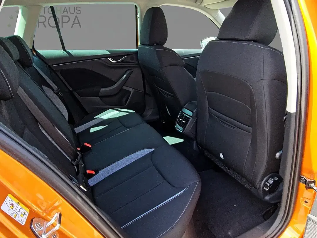 Skoda Kamiq - Thumbnail 11