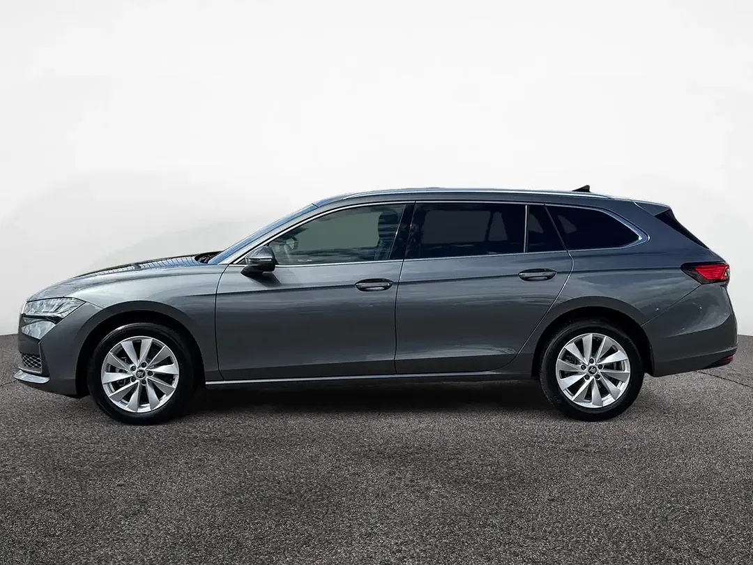 Skoda Superb - Thumbnail 3