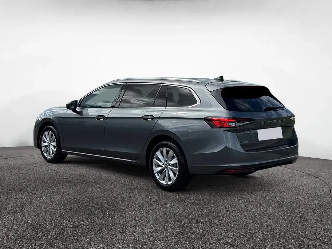 Skoda Superb - Thumbnail 4