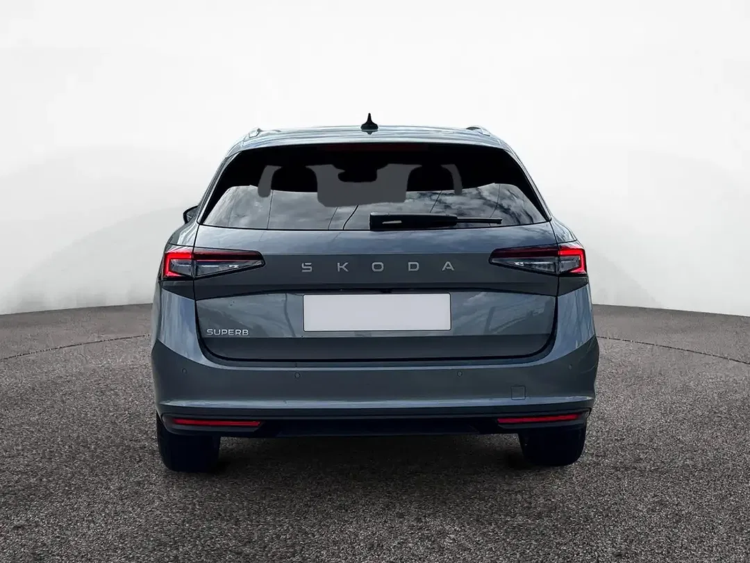 Skoda Superb - Thumbnail 5