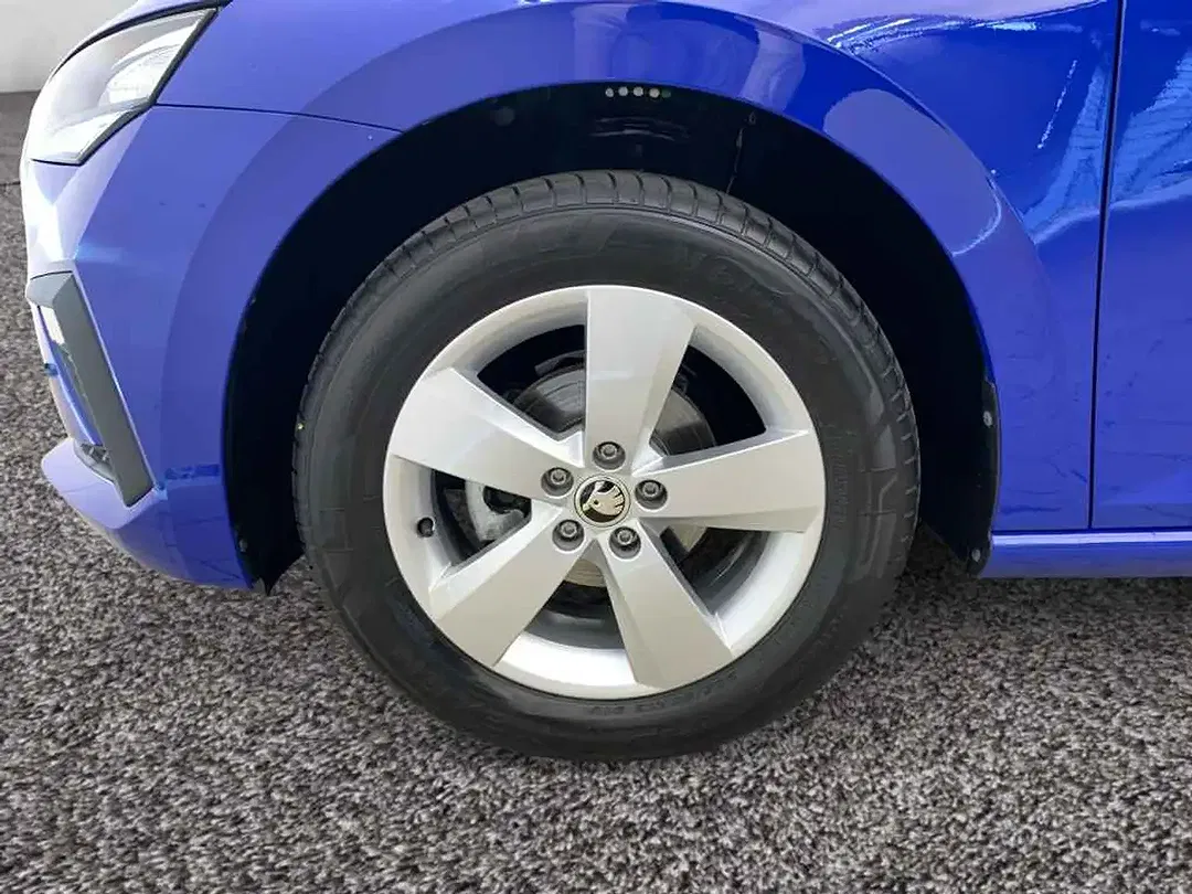 Skoda Scala - Thumbnail 4