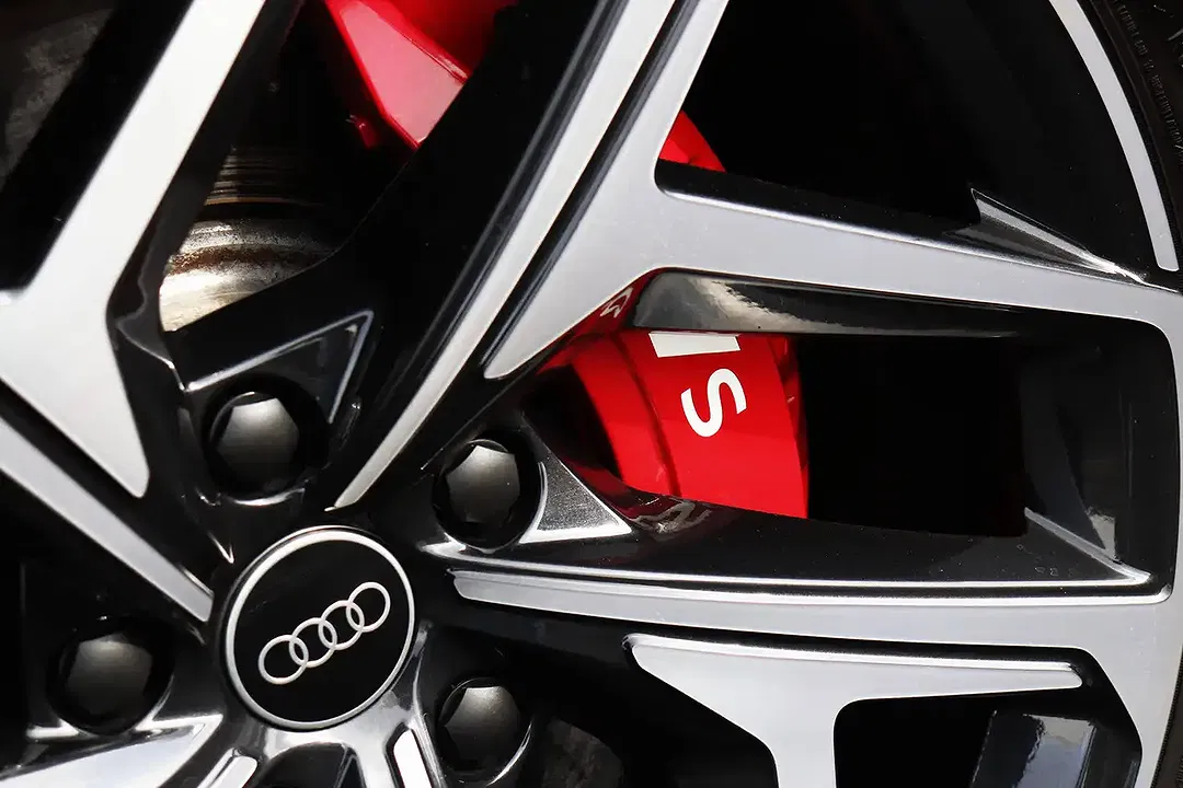 Audi SQ6 e-tron - Thumbnail 13