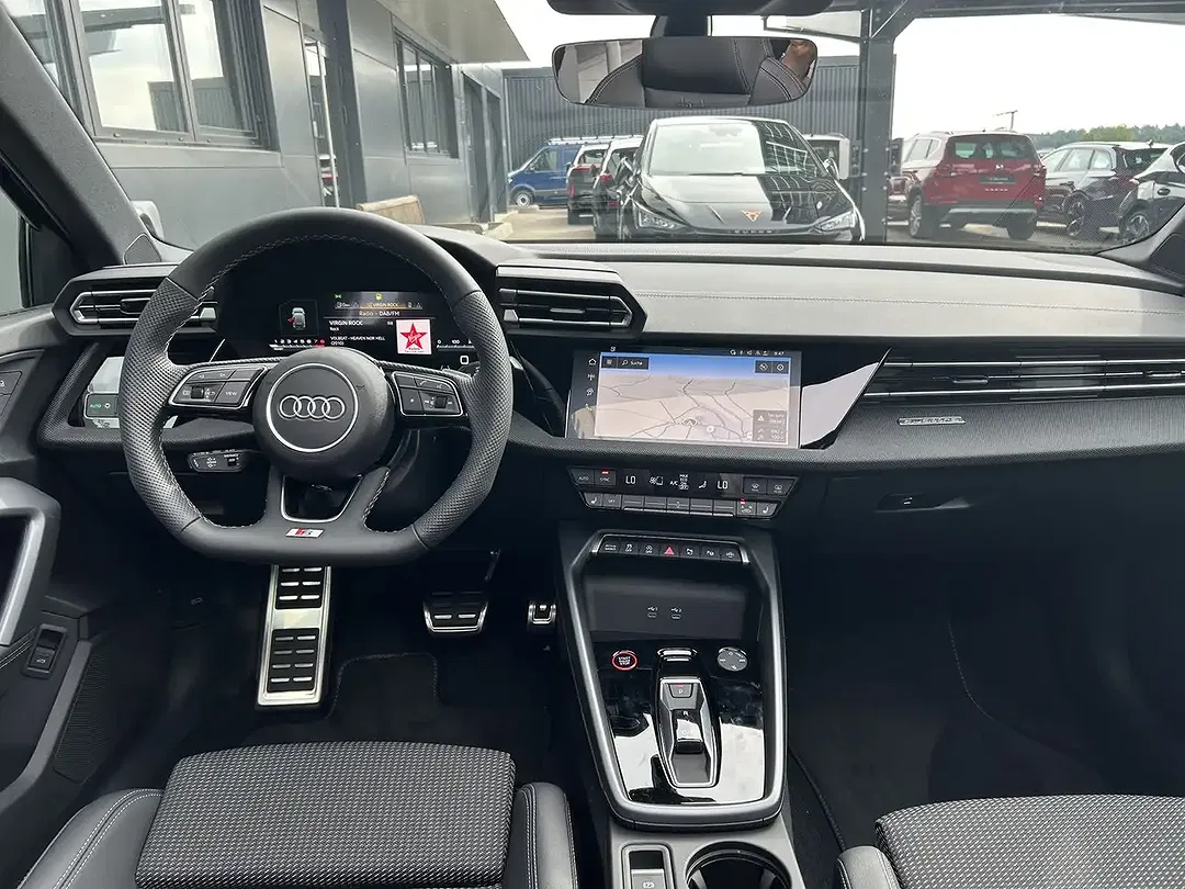 Audi S3 - Thumbnail 11