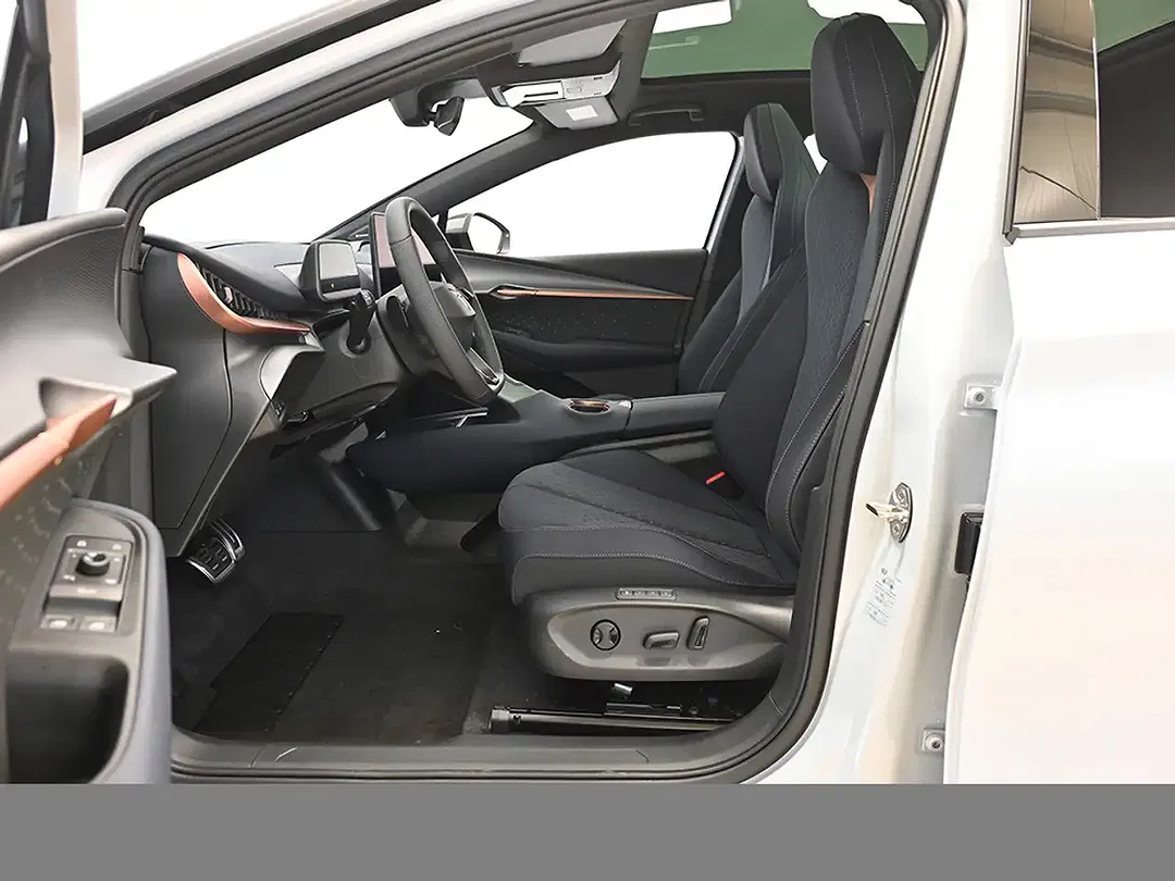 CUPRA Tavascan - Thumbnail 12