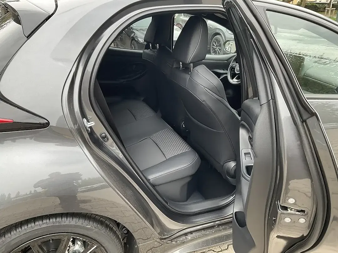 Mazda 2 - Thumbnail 10