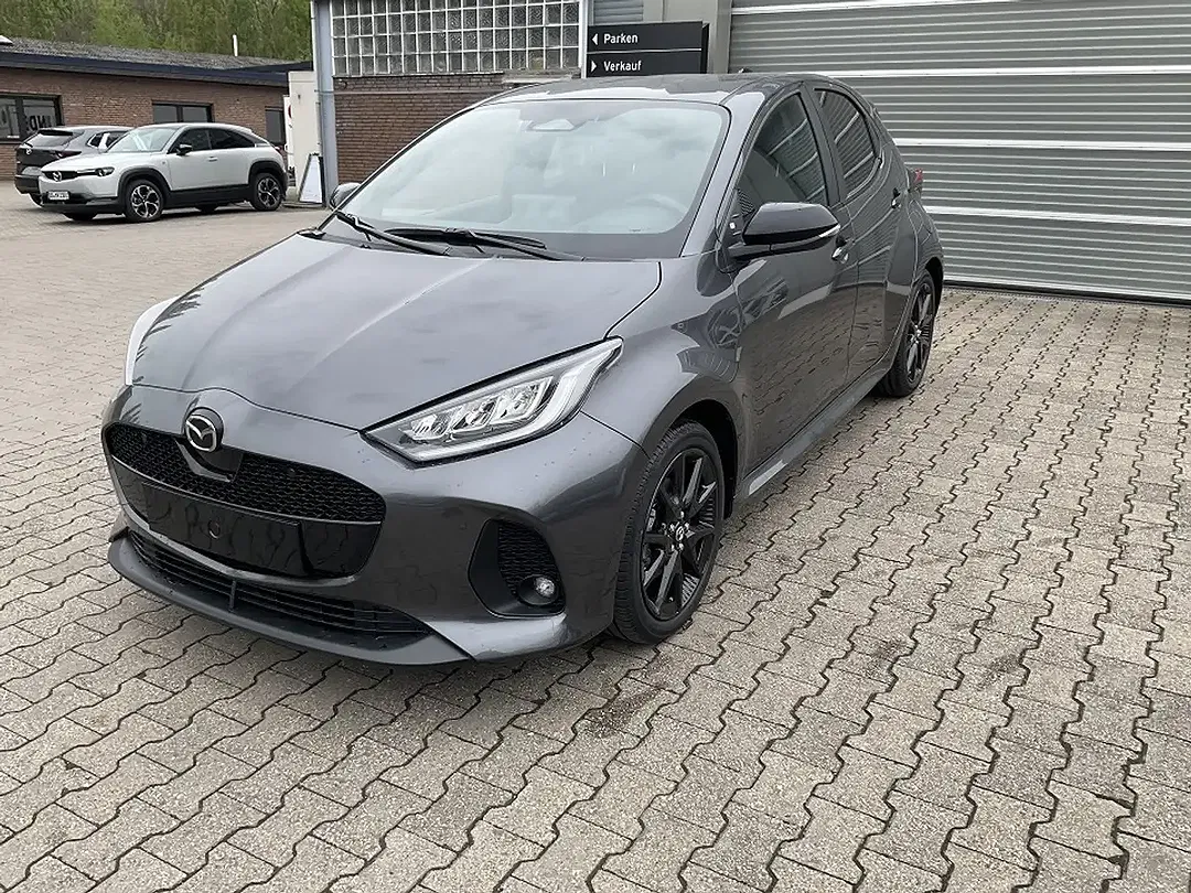 Mazda 2 - Thumbnail 2