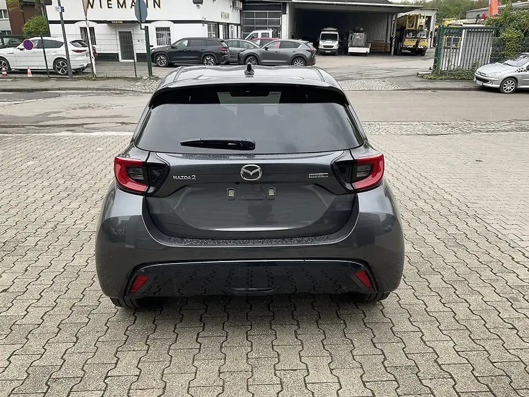 Mazda 2 - Thumbnail 5