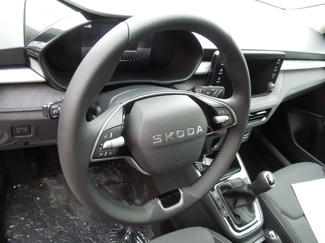 Skoda Fabia - Thumbnail 6