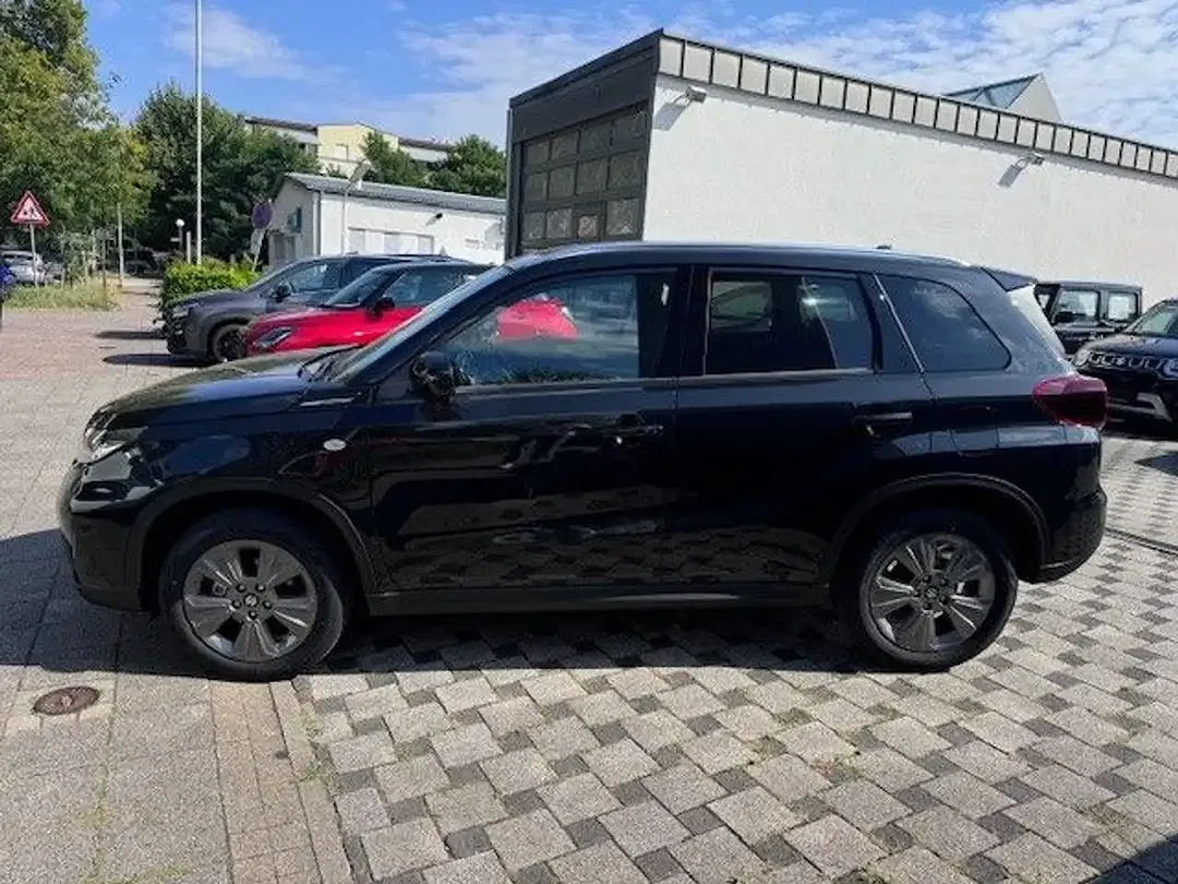 Suzuki Vitara - Thumbnail 4