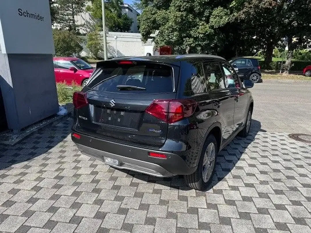 Suzuki Vitara - Thumbnail 8